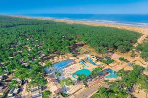 Naturlandskabet i nærheden af campingpladsen