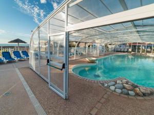 Gallery image of Mobil-home avec Terrasse pour 2 Personnes - API-1-52-377 in Saint-Michel-Chef-Chef