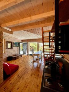 Köök või kööginurk majutusasutuses Tiny Houses del bosque