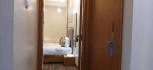 Galeriebild der Unterkunft Shine Hospitality Premium in Mumbai