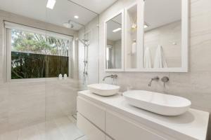 Un baño de Nirvana 27 fotos más