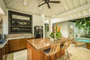 Fotografie z fotogalerie ubytování Coral Heaven 1 by Bali Villa Solutions v destinaci Seminyak