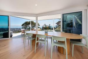 Balkón nebo terasa v ubytování Horizons on Hove with Heated Spa