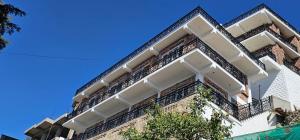 Το κτήριο όπου στεγάζεται  το ξενοδοχείο