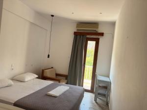 Gallery image of Zorbas in Sougia +36 photos