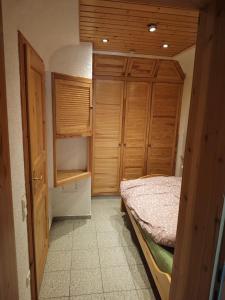 Postel nebo postele na pokoji v ubytování Gemütliche Einliegerwohnung im Herzen der Pfalz