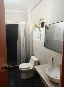 Et badeværelse på Casa Estancia Jaén