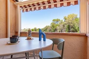 Μπαλκόνι ή βεράντα στο Homiday- Residence Eco- Spiaggia privata e piscina