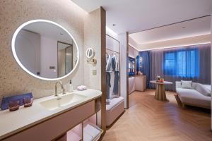 Fotografie z fotogalerie ubytování Beijing Guanganmen Niujie Manxin Hotel v Pekingu + 25 fotografií