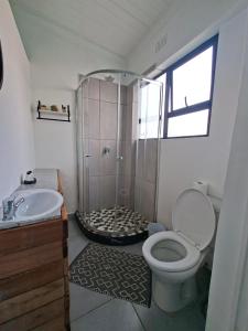 Photo de la galerie de l'établissement Forest Gate Apartments and Rooms, à Plettenberg Bay 184 autres photos