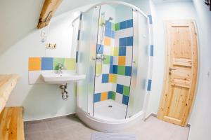 Koupelna v ubytování Guest House Kraljev Hrib + 37 fotografií