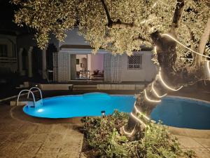 Galeriebild der Unterkunft Dalton's villa avec piscine in La Soukra