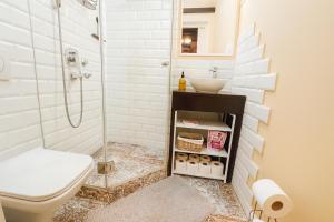 Bilik mandi di Art residence - Apartment Riverside Zemun