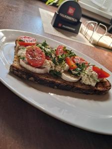 Jídlo v penzionu nebo okolí