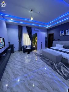 Foto dalla galleria di RKD Suites ad Asaba