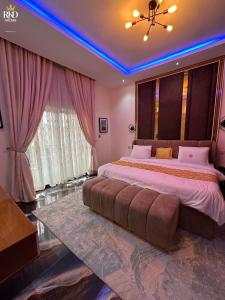 Foto dalla galleria di RKD Suites ad Asaba Altre 16 foto