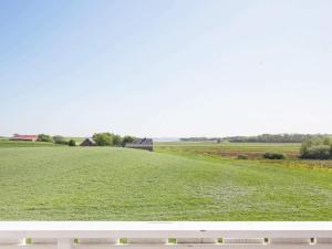 Φυσικό τοπίο κοντά σε αυτή η παραθεριστική κατοικία +29 φωτογραφίες