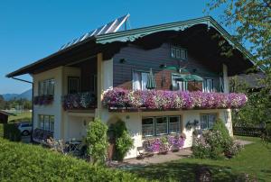 Zdjęcie z galerii obiektu Haus Rosswiese w mieście Strobl