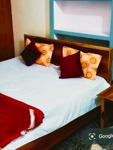 Voodi või voodid majutusasutuse Hotal Shree Rameshwaram Ayodhya Dham Nearby Temple toas