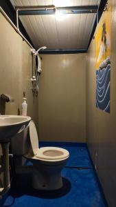 Bilik mandi di Tubotel +70 gambar