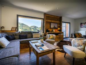 Χώρος καθιστικού στο Chalet La Frasse - OVO Network +20 φωτογραφίες