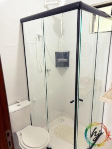 Ένα μπάνιο στο Ilhas de Creta 302