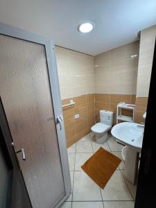 Koupelna v ubytování Residence avec piscine + 2 fotografie