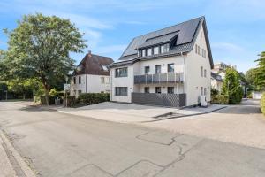 Το κτήριο όπου στεγάζεται  το διαμέρισμα