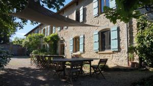 Gallery image of domaine du vernay in Mazille