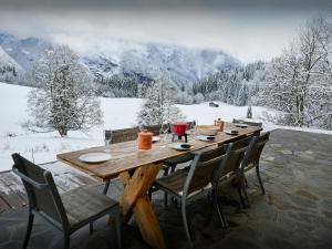 Chalet Aymon - OVO Network semasa musim sejuk
