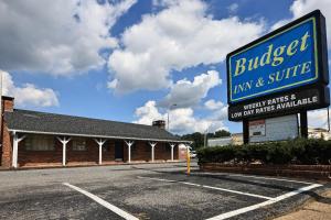 Afbeelding uit fotogalerij van Budget Inn and Suites Mount Ephraim in Mount Ephraim