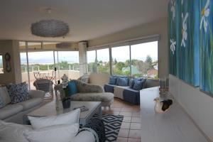 Seating area sa Lagoon Terrace Penthouse with sea view