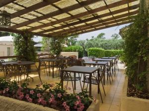 Zahrada ubytování Hotel Les Oliviers