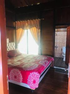 Ένα ή περισσότερα κρεβάτια σε δωμάτιο στο 2K Villa Cisarua by Savana Haven Indonesia