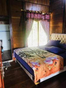 Ένα ή περισσότερα κρεβάτια σε δωμάτιο στο 2K Villa Cisarua by Savana Haven Indonesia