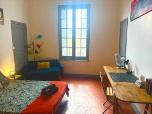 Afbeelding uit fotogalerij van ROOM, Hostel in Carcassonne +18 foto's