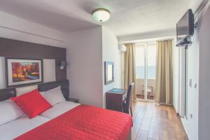 A bed or beds in a room at David apartments and rooms