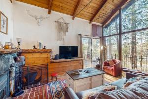 Φωτογραφία από το άλμπουμ του Secret Getaway σε Lake Arrowhead +13 φωτογραφίες