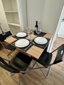 Φωτογραφία από το άλμπουμ του Habitacion privada con baño privado III στη Βαλένθια +18 φωτογραφίες