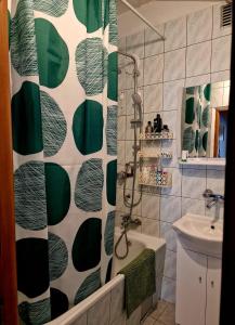 Ένα μπάνιο στο Apartament Świdnicka +8 φωτογραφίες