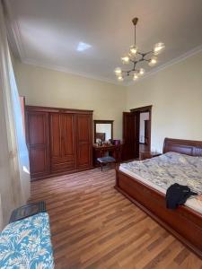 Katil atau katil-katil dalam bilik di Villa Saray