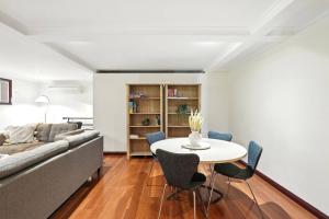 Χώρος καθιστικού στο Cozy Studio Retreat - Blackmans