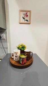 Příslušenství pro přípravu čaje a kávy v ubytování The Nook II