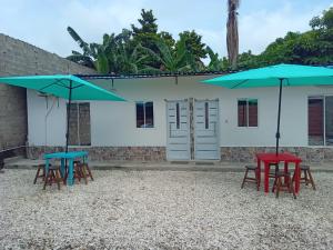 Το κτήριο όπου στεγάζεται  το διαμέρισμα