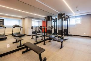 Fitness centrum a/nebo fitness zařízení v ubytování Apê business na Lapa com ar pertinho do Allianz