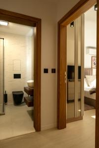 Ένα μπάνιο στο Einik Luxury Apartments