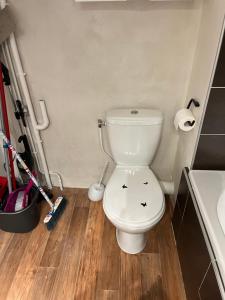 ห้องน้ำของ Studio cosy proche des pistes