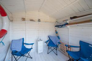 Gallery image of The Cosy Coastal in Walcott