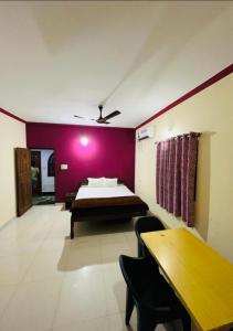 Postel nebo postele na pokoji v ubytování Ocean breeze home stay