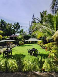 Zahrada ubytování Dumaguete Oasis Bahay Kubo near City Mall and Airport